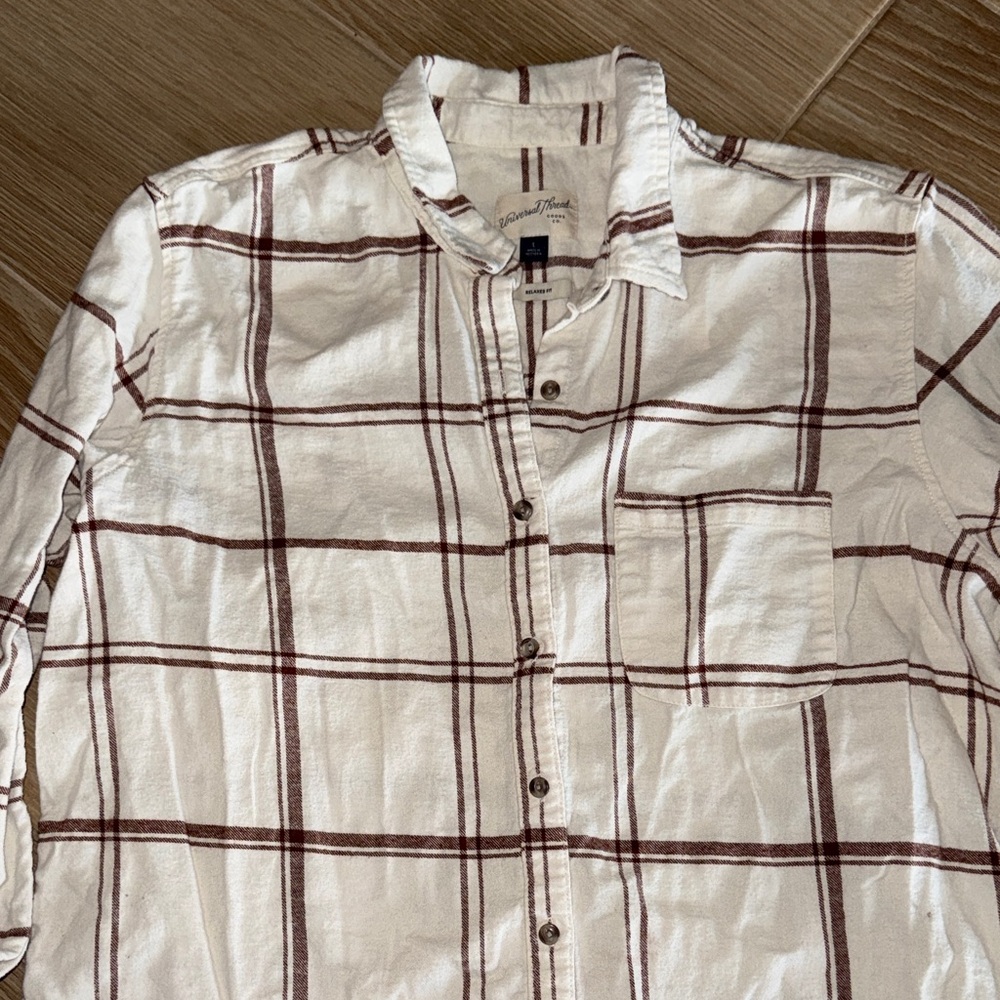 Universal Thread Plaid Button-Down flannel - Picture 3 of 4